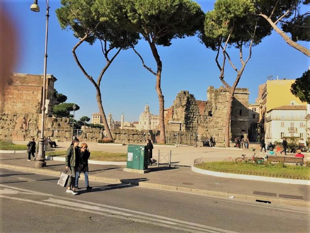 רומא Casa Vacanze Colosseum By Alice מראה חיצוני תמונה