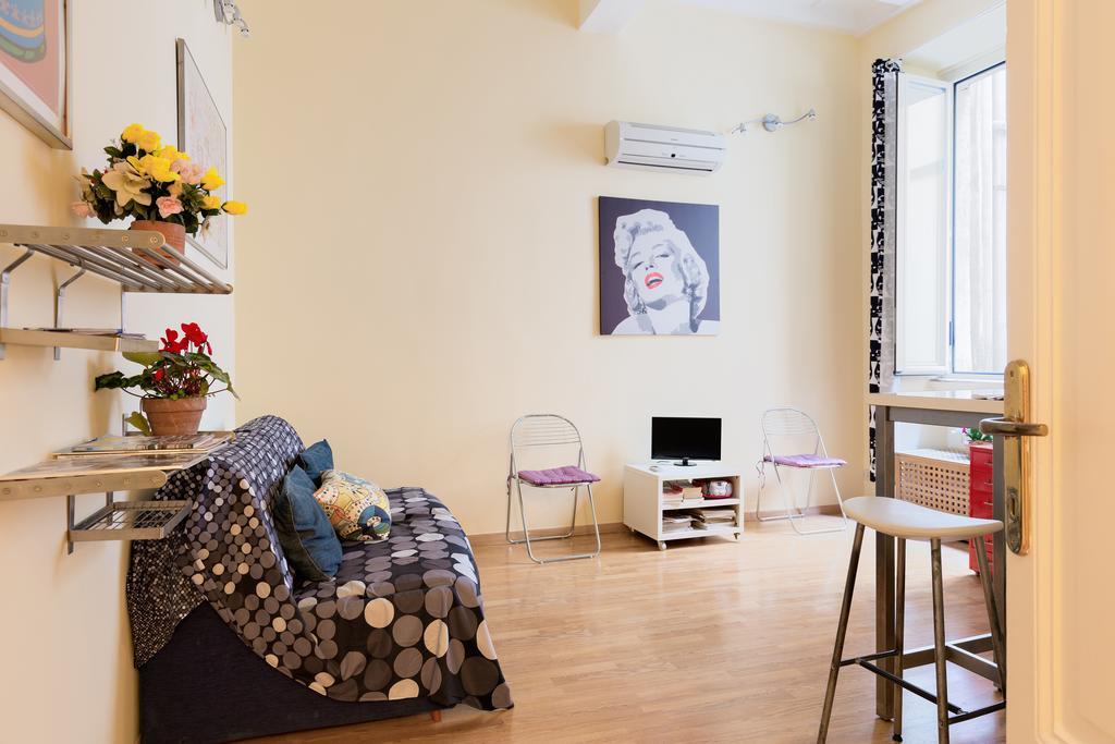 רומא Casa Vacanze Colosseum By Alice מראה חיצוני תמונה